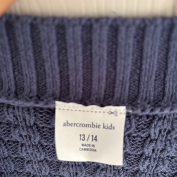 Abercrombie Kids Navy cardigan sweater size: 13/14 - Picture 2 of 5